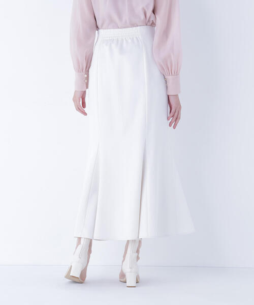NATURAL BEAUTY BASIC（ナチュラルビューティーベーシック）の「◇ヘム切替マーメイドスカート（スカート・レディース・オフホワイト/ブラック/ネイビー・P/S/MEDIUM/SMALL）」の15枚目の写真