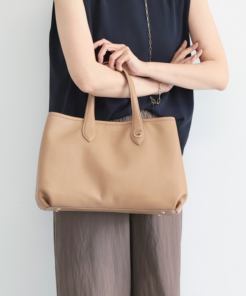 Beau're(ヴュレ)の「BARNYARDSTORM / Beau're(ヴュレ別注) / レザービックトートBAG【Oggi掲載アイテム】(トートバッグ・レディース・キャメル/ブラック/イエロー系その他3/ブラック系その他・FREE)」の4枚目の写真