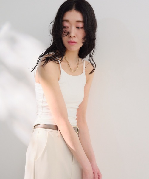 Shelly island(シェリーアイランド)の「バンブーカップ付きキャミ(キャミソール・レディース・ブラウン/ホワイト/ベージュ/ブラック・FREE)」の8枚目の写真