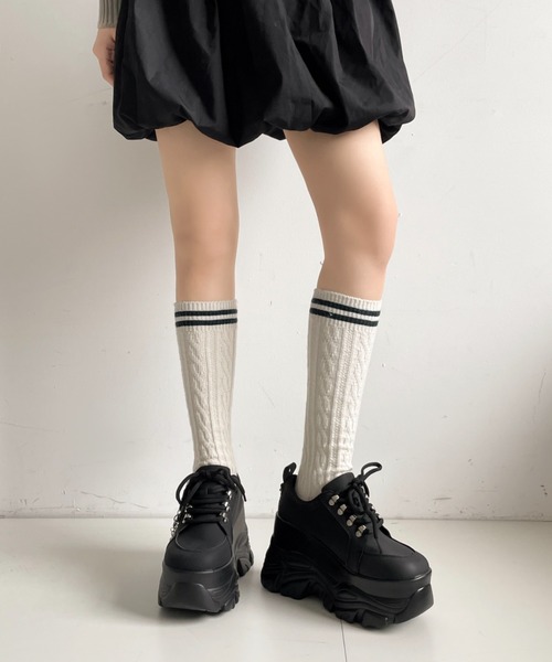 Shoes in Closet（シューズインクローゼット）の「厚底 ダブルソール チェーン　ボリューム スニーカー5676（スニーカー・レディース・ホワイト/ブラック・L/M/S/LL）」の22枚目の写真