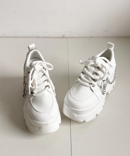 Shoes in Closet（シューズインクローゼット）の「厚底 ダブルソール チェーン　ボリューム スニーカー5676（スニーカー・レディース・ホワイト/ブラック・L/M/S/LL）」の4枚目の写真