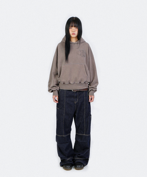 LOGO APPLIQUE HOODIE PIGMENT BROWN