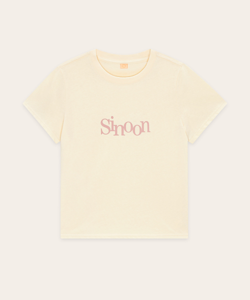 SINOON(シヌーン)の「Sinoon Signature Logo T-Shirts (Cream)(Tシャツ/カットソー・レディース・クリーム・S/M)」の4枚目の写真
