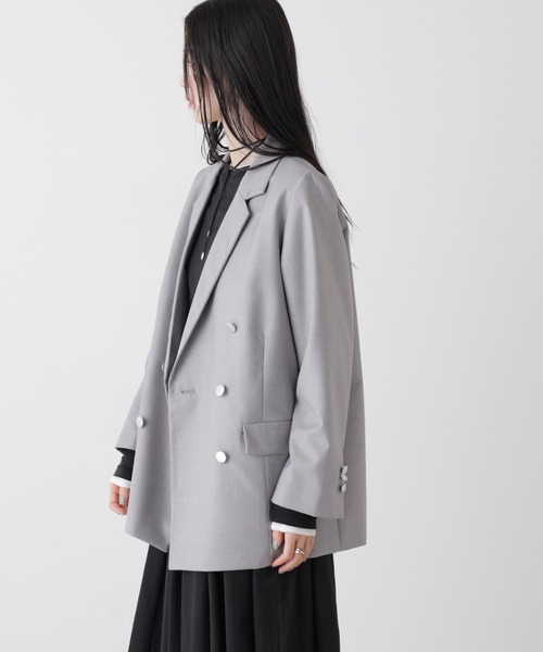 NANO universe(ナノユニバース)の「ダブルブレストジャケット(テーラードジャケット・レディース・グレー/ネイビー/ライトベージュ・FREE)」の10枚目の写真