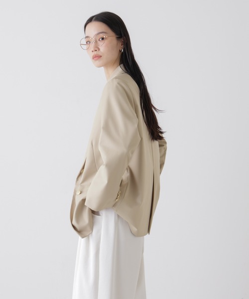 NANO universe(ナノユニバース)の「ダブルブレストジャケット(テーラードジャケット・レディース・グレー/ネイビー/ライトベージュ・FREE)」の4枚目の写真