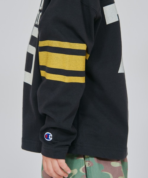 Champion（チャンピオン）の「【Champion/チャンピオン】キッズ ロングスリーブフットボールTシャツ（Tシャツ/カットソー・キッズ・オートミール/ブラック系その他/ホワイト・130/120/110/100/160/150/140）」の6枚目の写真