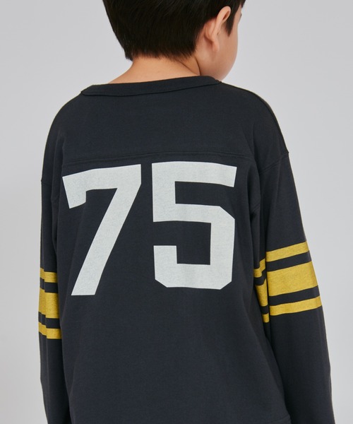 Champion（チャンピオン）の「【Champion/チャンピオン】キッズ ロングスリーブフットボールTシャツ（Tシャツ/カットソー・キッズ・オートミール/ブラック系その他/ホワイト・130/120/110/100/160/150/140）」の7枚目の写真