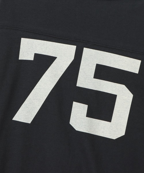 Champion（チャンピオン）の「【Champion/チャンピオン】キッズ ロングスリーブフットボールTシャツ（Tシャツ/カットソー・キッズ・オートミール/ブラック系その他/ホワイト・130/120/110/100/160/150/140）」の16枚目の写真