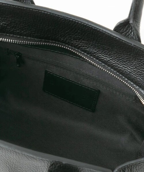 AULENTTI（オウレンティ）の「【AULENTTI/オウレンティ】カウレザーベルト付2WAYショルダーバッグ（トートバッグ・レディース・オフホワイト/ブラック・フリー）」の12枚目の写真