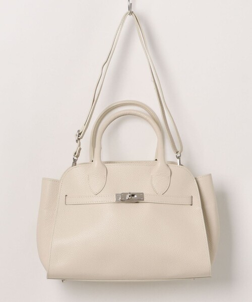 AULENTTI（オウレンティ）の「【AULENTTI/オウレンティ】カウレザーベルト付2WAYショルダーバッグ（トートバッグ・レディース・オフホワイト/ブラック・フリー）」の14枚目の写真