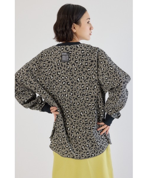 RODEO CROWNS WIDE BOWL(ロデオクラウンズワイドボウル)の「SHARE パターンワッフルトップス(Tシャツ/カットソー・レディース・ベージュ系その他/ブラック系その他/グリーン系その他2・LARGE/MEDIUM)」の11枚目の写真