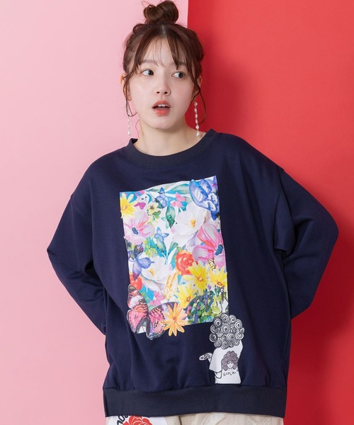 ScoLar(スカラー)の「ScoLar(スカラー) 画家スカラーちゃんキャンバス柄プルオーバー(スウェット・レディース・オートミール/イエロー/ネイビー・MEDIUM)」の2枚目の写真