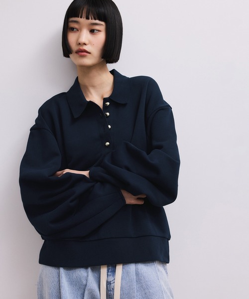 ADAM ET ROPE'（アダムエロペ）の「【WEB限定】ポロ襟フォルムプルオーバー（スウェット・レディース・オフホワイト/ネイビー/ピンク系その他2・FREE）」の3枚目の写真