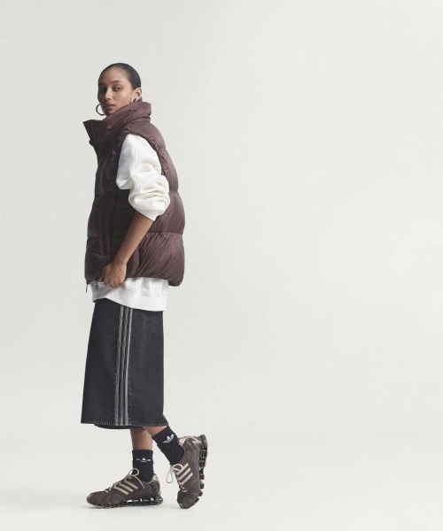 adidas（アディダス）の「adidas originals Firebird Jorts Denim（アディダスオリジナルス ファイアバード ジョーツ デニム）（デニムパンツ・レディース・ブラック系・SMALL/MEDIUM/LARGE）」の3枚目の写真