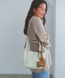 Breath TOPKAPI（ブレストプカピ）の「【Breath TOPKAPI】DUAL デュアル シュリンクレザー バイカラー トートバッグ チャーム付き（トートバッグ）」