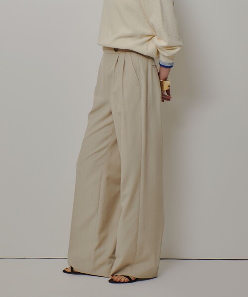 allureville（アルアバイル）の「ウェストタックデザインパンツ（その他パンツ・レディース・キャメル/ベージュ・1/2）」の3枚目の写真