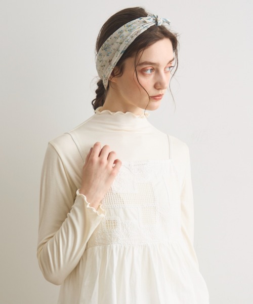 Crisp(クリスプ)の「メロウハイネックTシャツ(Tシャツ/カットソー・レディース・アイボリー/ブラック/イエロー・FREE)」の1枚目の写真