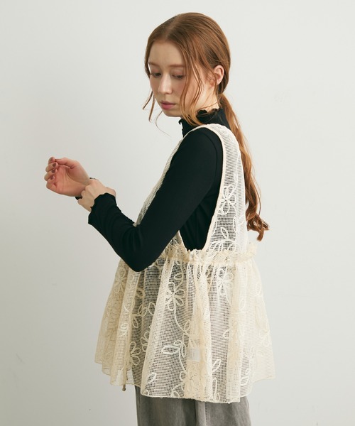 Crisp(クリスプ)の「メロウハイネックTシャツ(Tシャツ/カットソー・レディース・アイボリー/ブラック/イエロー・FREE)」の15枚目の写真