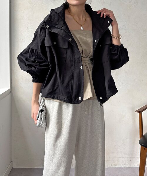 DouDou(ドゥドゥ)の「【WEB限定】ドロストボリュームスリーブブルゾン(その他アウター・レディース・ベージュ/カーキ/ブラック・FREE)」の7枚目の写真