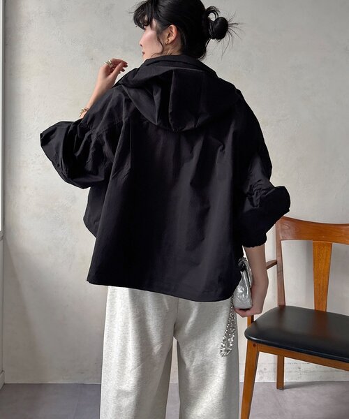 DouDou(ドゥドゥ)の「【WEB限定】ドロストボリュームスリーブブルゾン(その他アウター・レディース・ベージュ/カーキ/ブラック・FREE)」の9枚目の写真