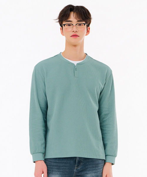 CHASECULT(チェイスカルト)の「男性ネック変形レイヤード長袖Tシャツ-FARK5114B0S(Tシャツ/カットソー・メンズ・ミント・95/100/105)」の2枚目の写真