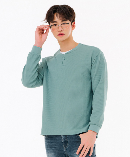 CHASECULT(チェイスカルト)の「男性ネック変形レイヤード長袖Tシャツ-FARK5114B0S(Tシャツ/カットソー・メンズ・ミント・95/100/105)」の3枚目の写真