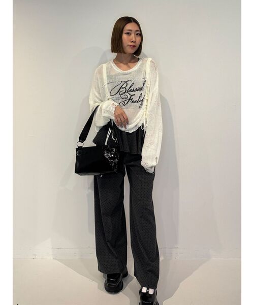 jouetie(ジュエティ)の「シアーギャザーロゴニット 春服 春ニット(ニット/セーター・レディース・ブルー/オフホワイト/ブラック・MEDIUM)」の12枚目の写真