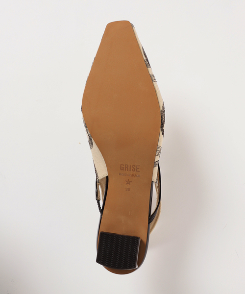 GRISE（グリーズ）の「《追加》GRISE4cmナロースクエアウェーブスリングバック（パンプス・レディース・ベージュ・25cm/24.5cm/24cm/23.5cm/23cm/22.5cm/22cm）」の15枚目の写真