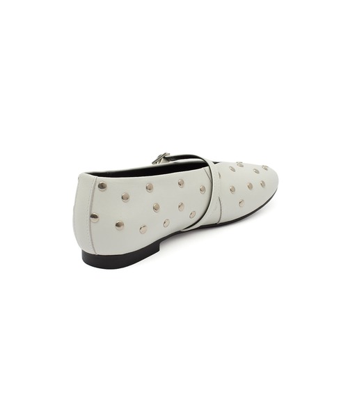 REMME（レメ）の「(REMME)STUDS MARY JANE PUMPS（その他シューズ・レディース・ブラック/ホワイト・23cm/25cm/24cm）」の11枚目の写真
