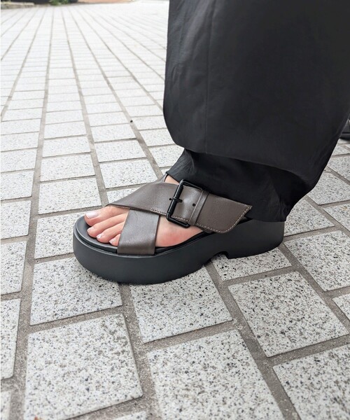CAMPER（カンペール）の「[カンペール] TASHA / サンダル（サンダル・レディース・ブラウン・24.0cm/23.0cm/25.0cm/23.5cm/22.5cm）」の7枚目の写真