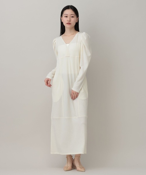 A part by（アパートバイ）の「テクスチャーパフVワンピース（ワンピース・レディース・ブラック/アイボリー/グリーン系その他3・FREE）」の2枚目の写真