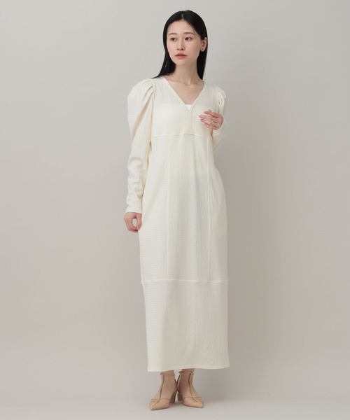 A part by（アパートバイ）の「テクスチャーパフVワンピース（ワンピース・レディース・ブラック/アイボリー/グリーン系その他3・FREE）」の4枚目の写真