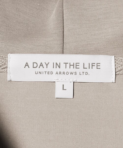 A DAY IN THE LIFE UNITED ARROWS(アデイインザライフユナイテッドアローズ)の「シャイニー ダンボールニット ジップ パーカー<A DAY IN THE LIFE>(パーカー・メンズ・ブラック/ライトグレー・L/M)」の22枚目の写真