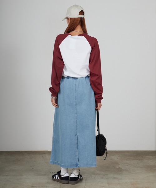 Gramicci（グラミチ）の「Gramicci/グラミチ STRETCH DENIM LONG FLARE SKIRT ストレッチ デニム ロング フレア スカート バックスリット ベルト内蔵 2026年 夏 夏服 秋服（デニムスカート・レディース・ブルー/ワンウォッシュ/ダークブルー・M/S/L）」の16枚目の写真