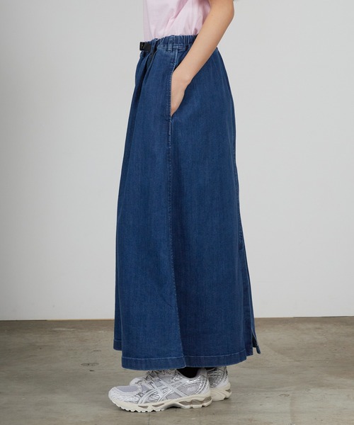 Gramicci（グラミチ）の「Gramicci/グラミチ STRETCH DENIM LONG FLARE SKIRT ストレッチ デニム ロング フレア スカート バックスリット ベルト内蔵 2026年 夏 夏服 秋服（デニムスカート・レディース・ブルー/ワンウォッシュ/ダークブルー・M/S/L）」の21枚目の写真