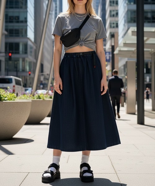 Gramicci（グラミチ）の「Gramicci/グラミチ STRETCH DENIM LONG FLARE SKIRT ストレッチ デニム ロング フレア スカート バックスリット ベルト内蔵 2026年 夏 夏服 秋服（デニムスカート・レディース・ブルー/ワンウォッシュ/ダークブルー・M/S/L）」の13枚目の写真