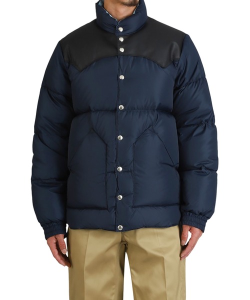 Rocky Mountain FeatherBed（ロッキー マウンテン フェザーベッド）の「ROCKY MOUNTAIN / ロッキーマウンテンフェザーベッド：DOWN JACKET：200-252-05[STD]（ダウンジャケット/コート・メンズ・プラム/ネイビー・42/44）」の17枚目の写真