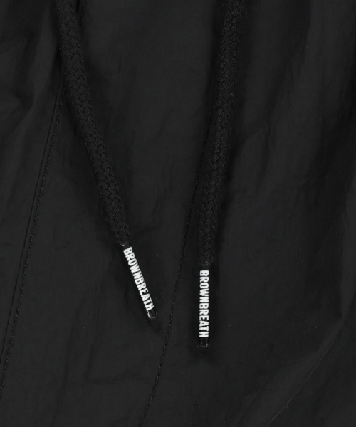 BROWNBREATH(ブラウンブレス)の「TAG NYLON CARGO HALF PANTS - BLACK(その他パンツ・レディース・その他・SMALL/MEDIUM/LARGE/X-LARGE)」の5枚目の写真
