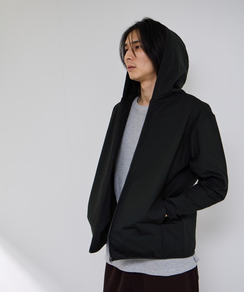 NAVY（ネイビー）の「SARARIテックジョーゼットZIPパーカー（パーカー・メンズ・グレー/ブラック・XL/L/M/S）」の6枚目の写真