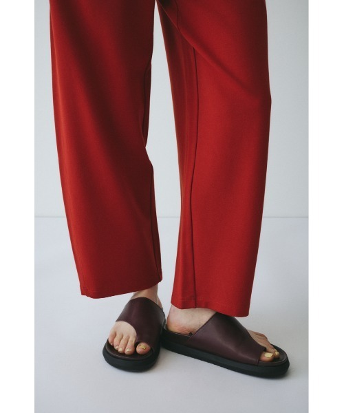 HeRIN.CYE(ヘリンドットサイ)の「Ponte pants ポンチパンツ(その他パンツ・レディース・レッド/ブラック/ブルー・38/36)」の11枚目の写真