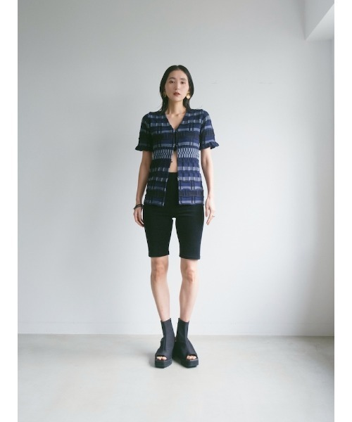 Ruh Dhan(ルーダン)の「Vital Layers Top(カーディガン/ボレロ・レディース・ブラウン/オレンジ/ネイビー・FREE)」の6枚目の写真