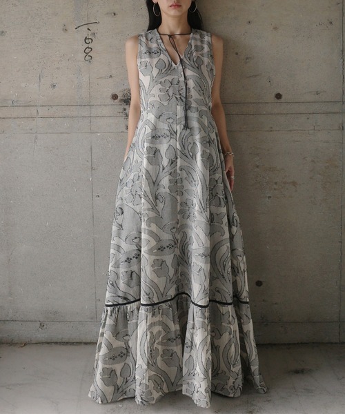 Ameri（アメリ）の「MEDI KITTY V NECK DRESS（ドレス）」 - WEAR
