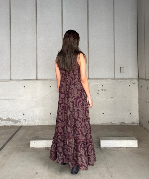 Ameri（アメリ）の「MEDI KITTY V NECK DRESS（ドレス）」 - WEAR