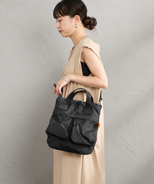 KELTY（ケルティ）の「[KELTY/ケルティ] 80S ヘルメット 2WAYショルダーバッグ（ショルダーバッグ・レディース・ブラック・ONE SIZE）」の9枚目の写真