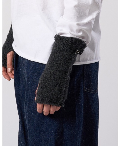 wjk（ダヴルジェイケイ）の「fancy yarn knit hand warmer（手袋・メンズ・ブラック/ホワイト/チャコールグレー・FREE）」の7枚目の写真