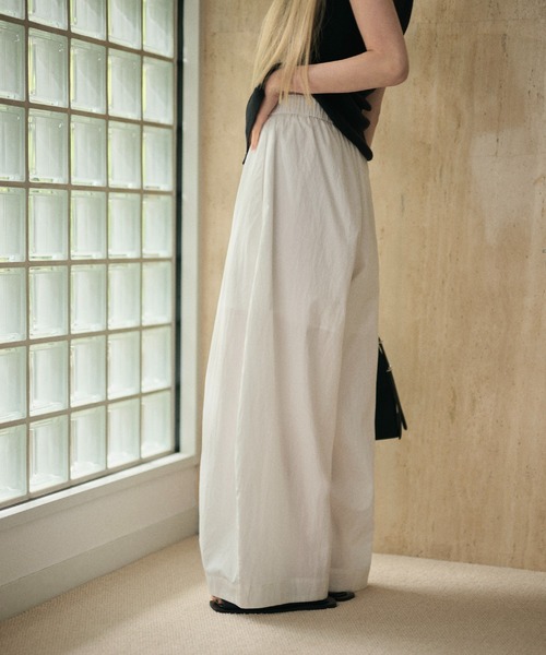 LAULEN(ローレン)の「cotton blend cocoon balloon pants /コットンブレンドコクーンバルーンパンツ(その他パンツ・レディース・ベージュ/ホワイト/ブラック・FREE)」の6枚目の写真