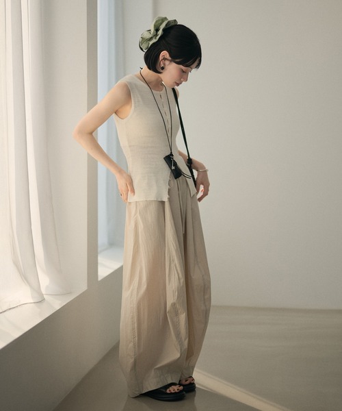 LAULEN(ローレン)の「cotton blend cocoon balloon pants /コットンブレンドコクーンバルーンパンツ(その他パンツ・レディース・ベージュ/ホワイト/ブラック・FREE)」の21枚目の写真