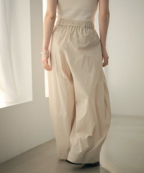 LAULEN(ローレン)の「cotton blend cocoon balloon pants /コットンブレンドコクーンバルーンパンツ(その他パンツ・レディース・ベージュ/ホワイト/ブラック・FREE)」の19枚目の写真