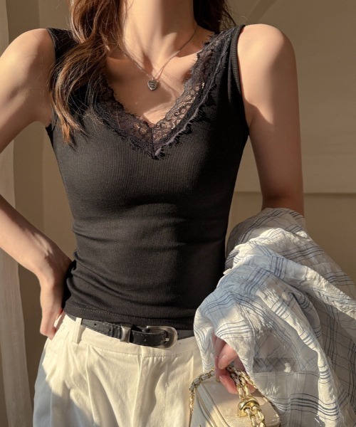 yuue' ( wear )(ユーイ)の「Vネックレース付きリブタンクトップ(タンクトップ・レディース・ブラック/ホワイト・L/M)」の15枚目の写真