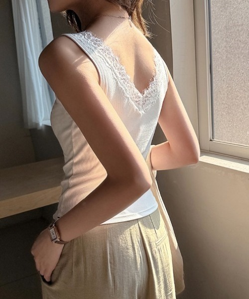 yuue' ( wear )(ユーイ)の「Vネックレース付きリブタンクトップ(タンクトップ・レディース・ブラック/ホワイト・L/M)」の8枚目の写真